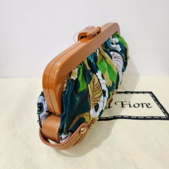 ISABELLA FIORE FLORAL STUDDED BEADED HANDBAG/CLUTCH - Picture 4 of 9